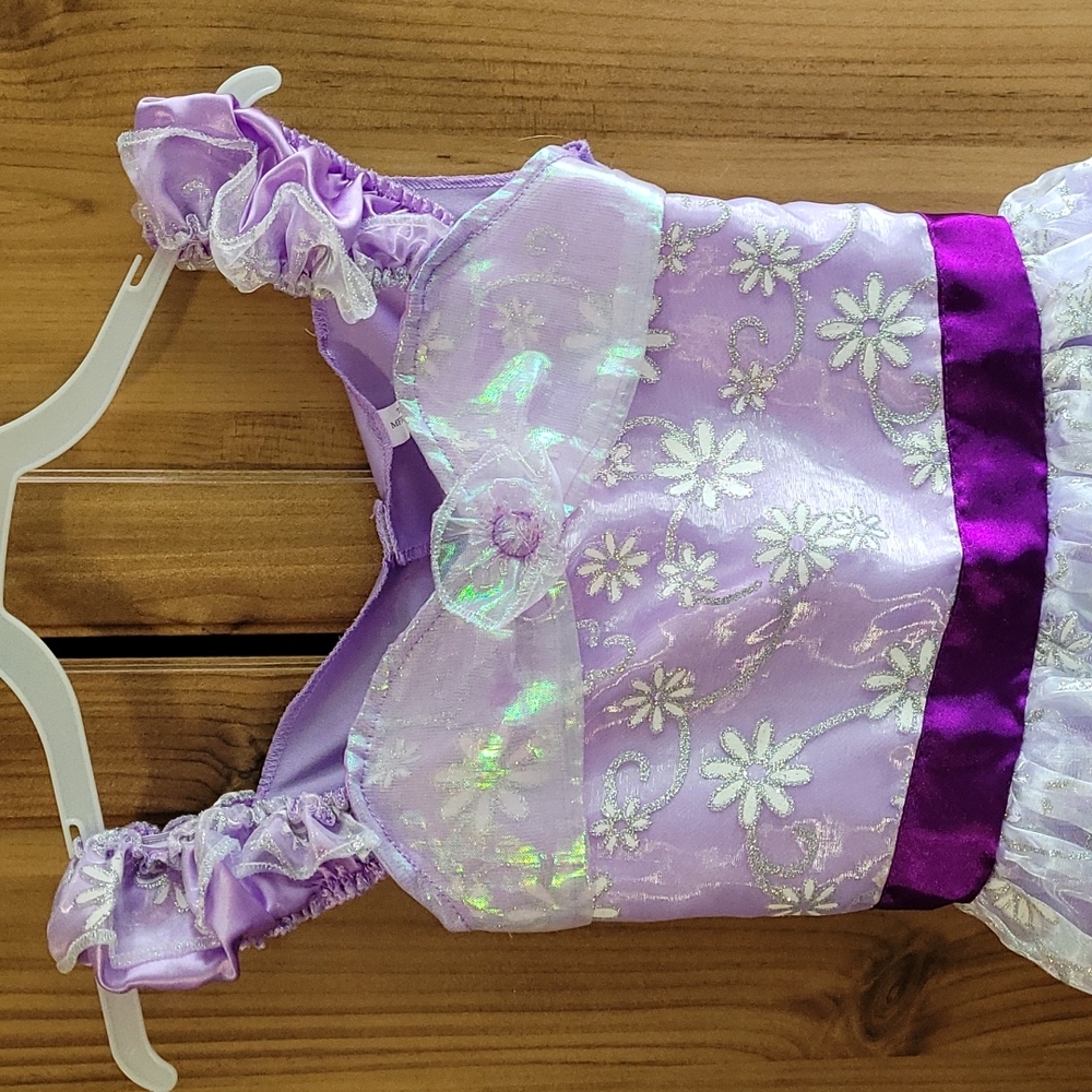 GUC Girls Lavender Princess Costume Dress with Sparkles Size 4-6 - Picture 3 of 4